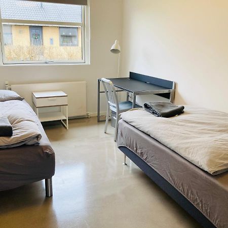 Villa Med Private Vaerelser Delt Badevaerelse/Kokken, Viby Sj. المظهر الخارجي الصورة