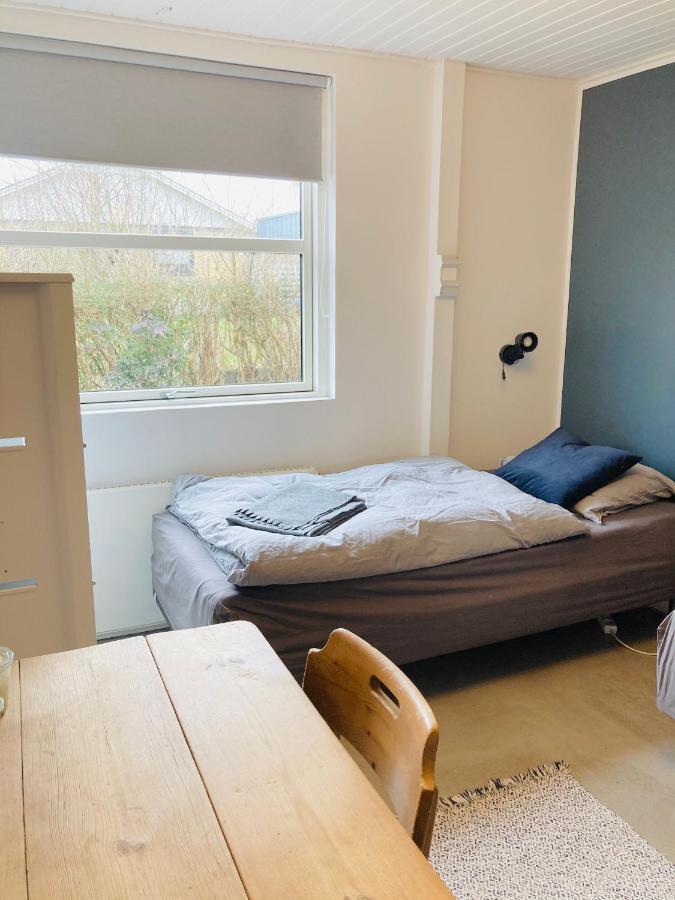 Villa Med Private Vaerelser Delt Badevaerelse/Kokken, Viby Sj. المظهر الخارجي الصورة